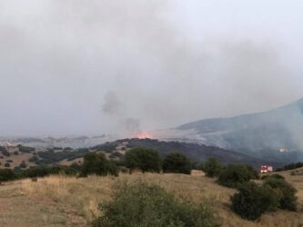 Φωτιά στην Πεντέλη: Εκκενώθηκε και το Εθνικό Αστεροσκοπείο Αθηνών