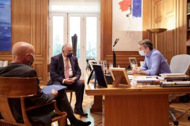Ο Κυριάκος Μητσοτάκης συναντήθηκε με τον νέο πρόεδρο της ΚΕΕΑ