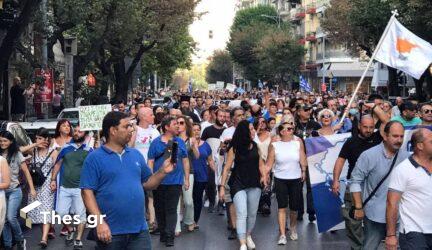 Θεσσαλονίκη: Στους δρόμους κατά του υποχρεωτικού εμβολιασμού (ΒΙΝΤΕΟ & ΦΩΤΟ)