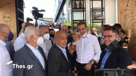 ΔΕΘ: Ο Κυριάκος Μητσοτάκης απόλαυσε την… μπύρα του (ΒΙΝΤΕΟ & ΦΩΤΟ)