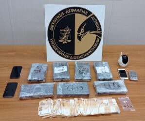 Αρνείται την εμπλοκή της η παίκτρια ριάλιτι στην υπόθεση της κοκαΐνης – Εξαρτημένος δηλώνει ο άντρας