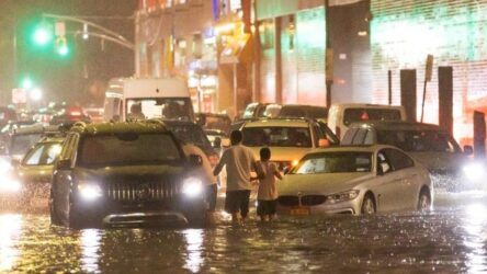 Πλημμύρες – ΗΠΑ: Τουλάχιστον 13 άνθρωποι έχασαν την ζωή τους σε Νέα Υόρκη και το Νιού Τζέρσεϊ