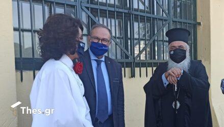Μητροπολίτης Βαρνάβας σε Πατουλίδου: “Είσαι μανεκέν, είσαι Καρυάτις”