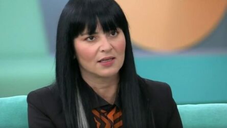 Ζενεβιέβ Μαζαρί: “Δημοσιογράφος μου είπε για το unfollow της Βίκυς Καγιά και σοκαρίστηκα”