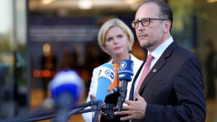 Ο υπουργός Εξωτερικών Αλεξάντερ Σάλενμπεργκ θα είναι ο επόμενος καγκελάριος στην Αυστρία