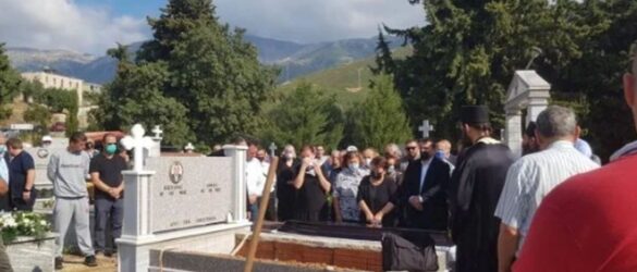 Χιμάρα: Θρήνος στην κηδεία της μητέρας του Πύρρου Δήμα
