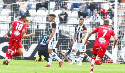 Σοκ για τον ΠΑΟΚ, 4-4 με τον Βόλο