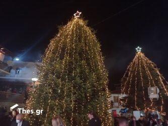 Ταξιάρχης: “Αναψε” το πρώτο χριστουγεννιάτικο δέντρο στην Ελλάδα (ΒΙΝΤΕΟ & ΦΩΤΟ)