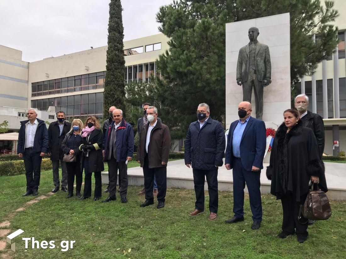 17 Νοέμβρη κατάθεση στεφάνων ΑΠΘ Πολυτεχνείο