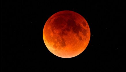 Ολική έκλειψη της Σελήνης την Δευτέρα (16/5) – Η NASA θα κάνει ζωντανή μετάδοση