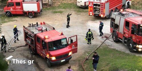 Ολοκληρωτική καταστροφή από τη φωτιά στις εγκαταστάσεις της εταιρείας “Τσακίρης” στην Νεοχωρούδα