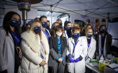 Σακελλαροπούλου: “Δώρο στην πόλη” η κινητή μονάδα εμβολιασμού της Αριστοτέλους (ΦΩΤΟ)