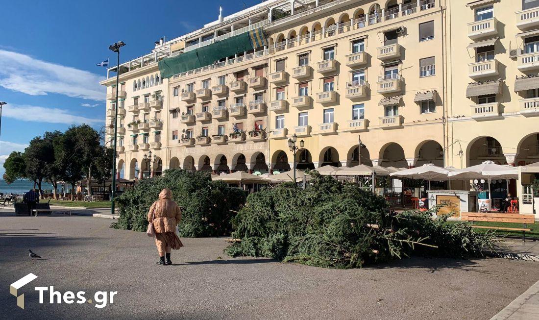 Θεσσαλονίκη χριστουγεννιάτικο δέντρο