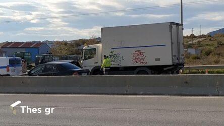 Κατερίνη: Φορτηγό ακινητοποιήθηκε στη σήραγγα – Κλειστή η ΠΑΘΕ