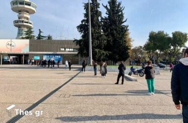 Θεσσαλονίκη: Τεράστιες ουρές στη ΔΕΘ για rapid test πριν την Σαββατιάτικη έξοδο (ΦΩΤΟ)