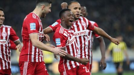 Super League: Ο Ολυμπιακός μεγάλος νικητής στο ντέρμπι με την ΑΕΚ
