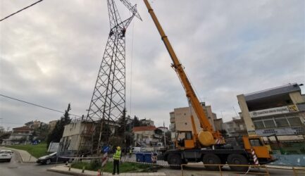 Δήμος Παύλου Μελά: Αποξηλώνονται οι πυλώνες υψηλής τάσης ρεύματος (ΦΩΤΟ)