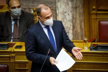 Καραγιάννης: «Ωριμάζουμε έργα με συστηματική δουλειά, δε σχεδιάζουμε έργα αφηρημένης τέχνης»
