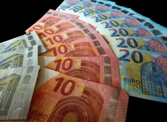 ΟΑΕΔ voucher συντάξεις Ιανουαρίου 2022 επιδόματα ΟΠΕΚΑ δώρο Πάσχα