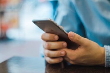 Εφαρμογή για κινητά ανιχνεύει αν έχετε κορονοϊό από την φωνή σας