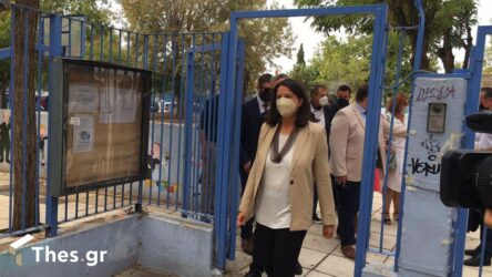 Κεραμέως: “Η Επιτροπή δε ζήτησε παράταση για τα σχολεία – Δωρεάν rapid test σε μαθητές σε δημόσιες δομές”