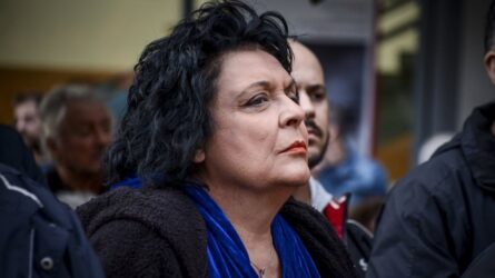 Ατύχημα για τη Λιάνα Κανέλλη στο στούντιο του ΑΝΤ1 – «Ωχ, έπεσε» (ΒΙΝΤΕΟ)