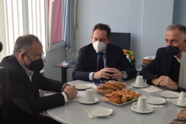 Θεσσαλονίκη: Συνάντηση Δεμουρτζίδη – Πέτσα για έργα του «Αντώνης Τρίτσης» και άλλες προτεραιότητες (ΦΩΤΟ)