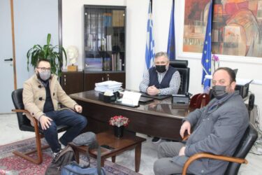 Δήμος Κορδελιού Ευόσμου: Καμία ανοχή στην ανεξέλεγκτη δράση φασιστικών ομάδων στα σχολεία του δήμου (ΦΩΤΟ)