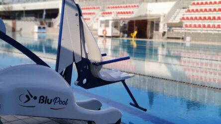 Τούμπα: Με φορητό ανελκυστήρα για άτομα με αναπηρίες εξοπλίστηκε το δημοτικό κολυμβητήριο (ΦΩΤΟ)