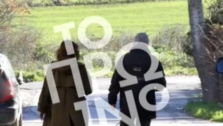 Ο Στάθης Παναγιωτόπουλος έκανε πρωινή βόλτα με τη σύζυγο του (ΒΙΝΤΕΟ)