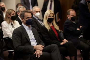 Μητσοτάκης: “Να δοθεί προτεραιότητα στην εξιχνίαση της δολοφονίας του 19χρονου”