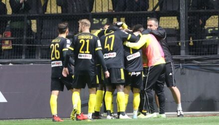 Super League: Ο Αρης… σκόρπισε (3-0) τον Ατρόμητο στο ντεμπούτο του Μπούργος