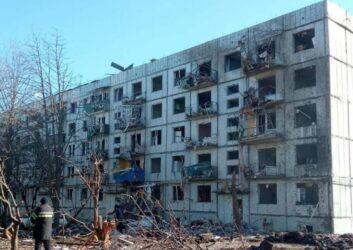 Το Κίεβο διαψεύδει την Ρωσία για την συμφωνία κατάπαυσης του πυρός για τους αμάχους στο Αζοφσταλ