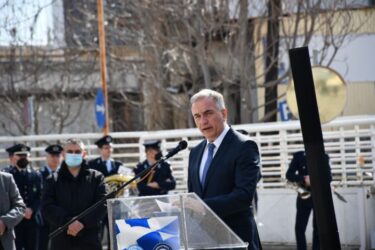 Καλαφάτης: «Τα λόγια δεν μπορούν να εκφράσουν το μεγαλείο της θυσίας των πεσόντων αστυνομικών» (ΦΩΤΟ)
