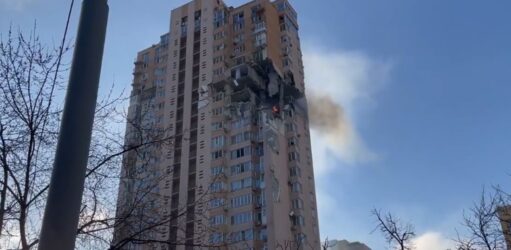Πόλεμος στην Ουκρανία: Η Ρωσία προειδοποιεί για επιθέσεις στο Κίεβο – «Εκκενώστε τα σπίτια σας»