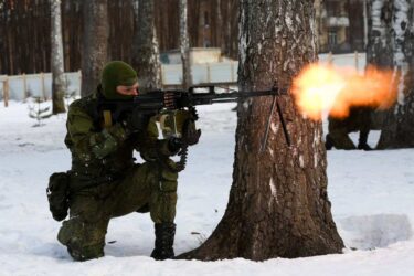 Πόλεμος στην Ουκρανία: Ρώσοι στρατιώτες αυτοπυροβολούνται για να γυρίσουν πίσω