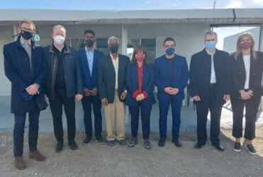 Κατερίνη: Η Πρόεδρος της Δημοκρατίας στον καταυλισμό των Ρομά στον Πέλεκα (ΦΩΤΟ)
