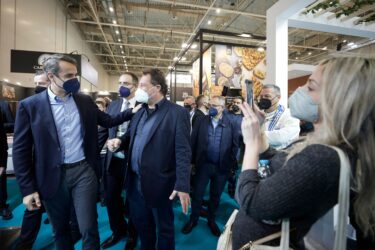Επίσκεψη Μητσοτάκη στην έκθεση HORECA 2022 – “Είμαστε στην αρχή ενός νέου αναπτυξιακού κύκλου με οδηγό τον τουρισμό και την εστίαση” (ΦΩΤΟ)