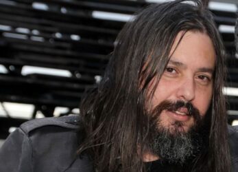 Νίκος Τερζής: Απαγορεύει στον Σάκη Ρουβά να λέει τα τραγούδια του μετά τις δηλώσεις για τον Λιγνάδη