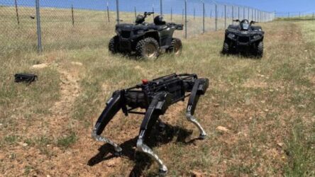ΗΠΑ: Επιστρατεύουν ρομπότ-σκύλους για τη φύλαξη των συνόρων με το Μεξικό