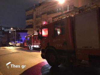 Φωτιά σε σκεπή μονοκατοικίας στην Θεσσαλονίκη – Εκκενώθηκε το σπίτι