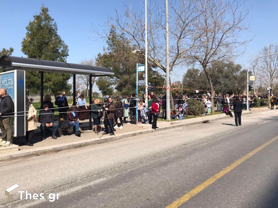 προετοιμασία μαθητική παρέλαση Θεσσαλονίκη 25η Μαρτίου