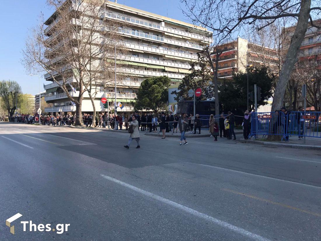 προετοιμασία μαθητική παρέλαση Θεσσαλονίκη 25η Μαρτίου