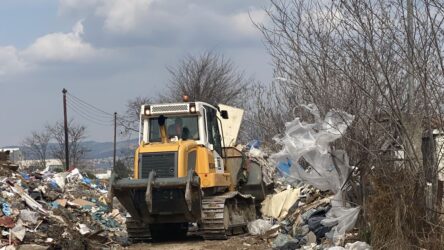 Δήμος Δέλτα: Επιχείρηση καθαρισμού χωματερής της Αγίας Σοφίας