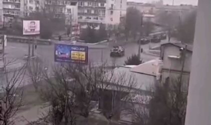 Πόλεμος στην Ουκρανία: Η Ρωσία μπήκε στη Χερσώνα