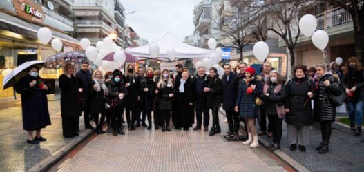 Θεσσαλονίκη: Γυναίκες στο Κορδελιό έστειλαν ηχηρό μήνυμα κατά της έμφυλης βίας (ΦΩΤΟ)