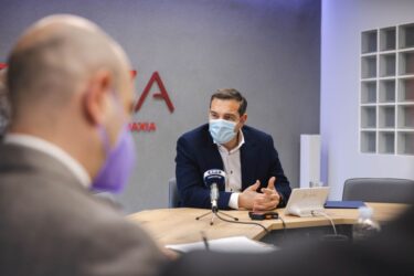 Τσίπρας: “Επιδοτήσεις με αλώβητο το μηχανισμό αισχροκέρδειας, είναι επιδότηση της αισχροκέρδειας”