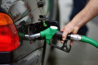 Βενζίνη: Εφιαλτικές εκτιμήσεις που φτάνουν τα 2,5 ευρώ το λίτρο
