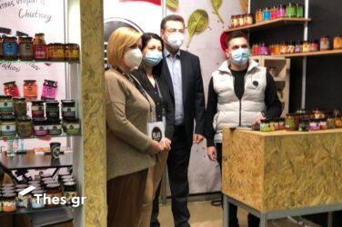 Ο Απόστολος Τζιτζικώστας στις εκθέσεις DETROP BOUTIQUE και ARTOZYMA