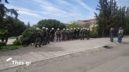 Θεσσαλονίκη: 24ωρη παρουσία των ΜΑΤ για την κατασκευή της βιβλιοθήκης στο ΑΠΘ